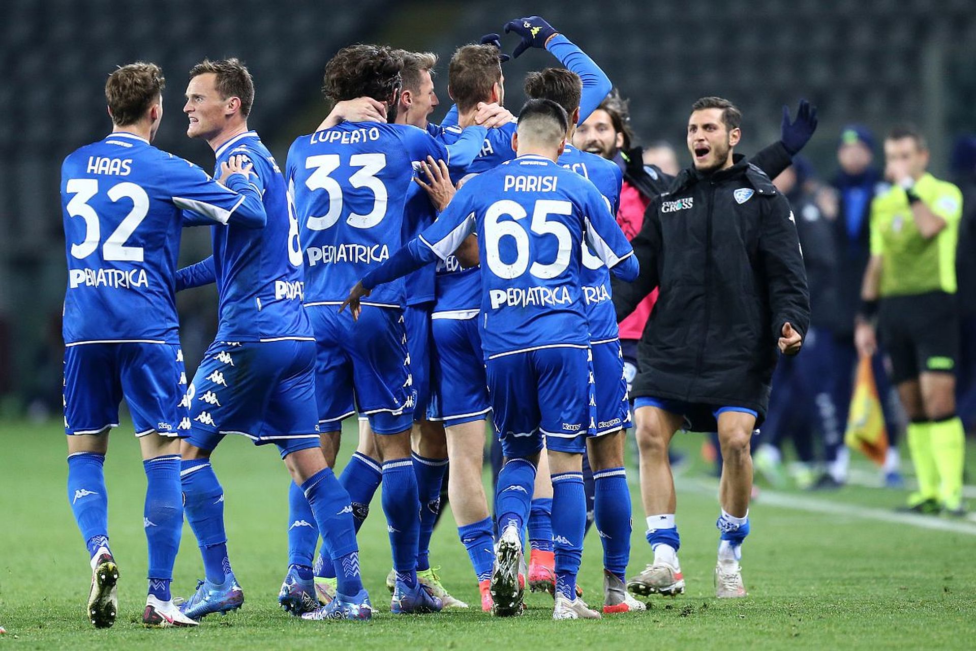 新秀因为缺 新秀因为缺