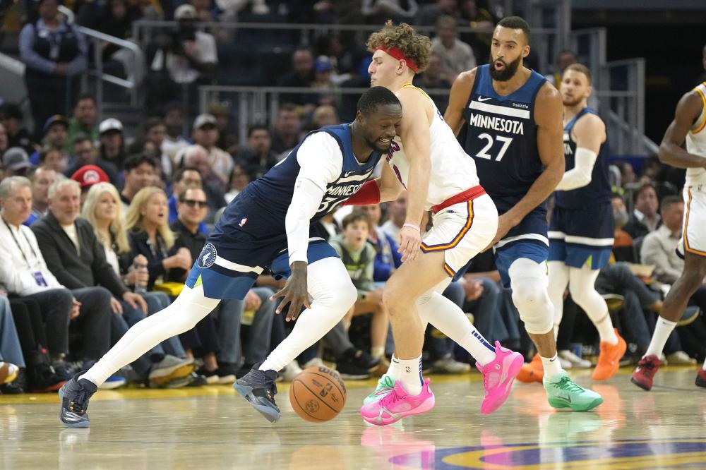 的压哨三分 的压哨三分